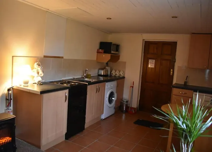 5 Minutes From The * Bray