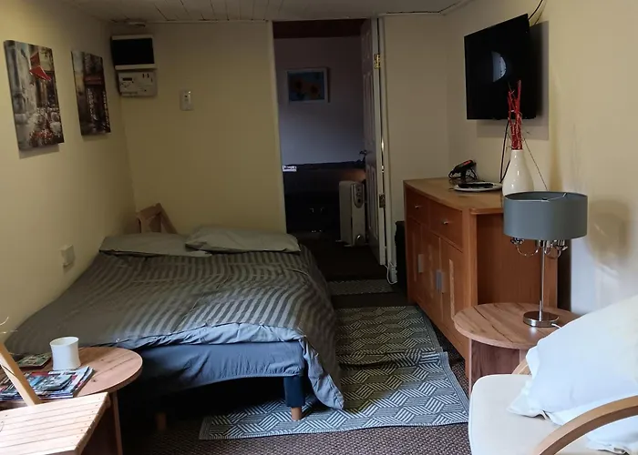 5 Minutes From The Appartement Bray